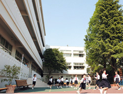 雲雀丘学園小学校