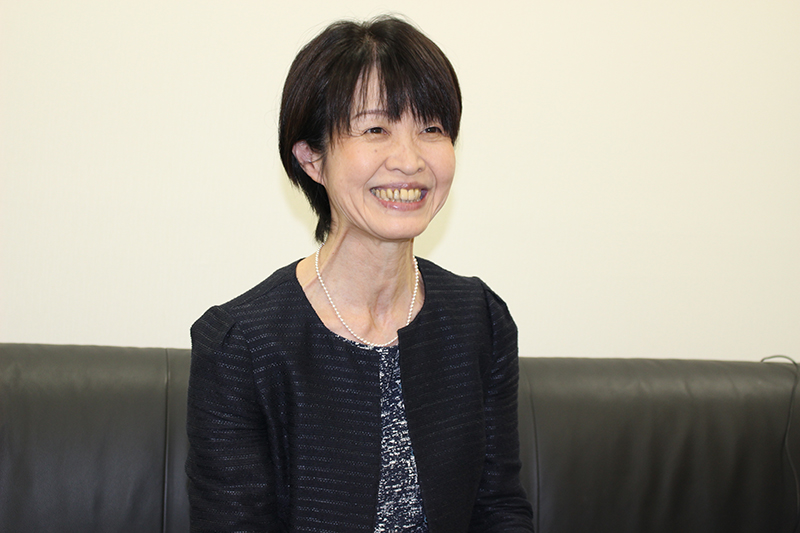 梅田真寿美 校長先生