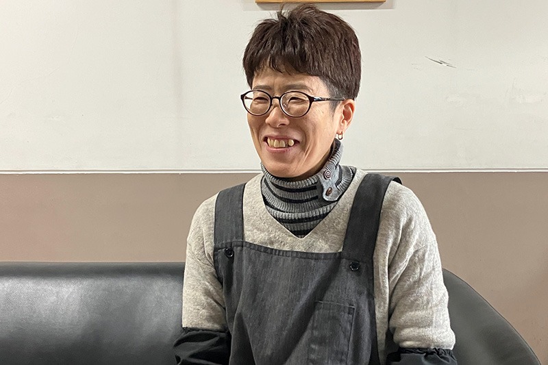 美術教諭　大森由夏先生