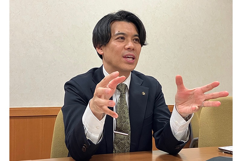 入試広報部長　池本篤先生