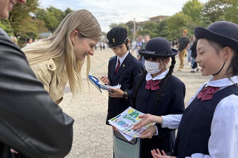 大阪城での校外学習