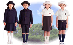 国立学園小学校　制服