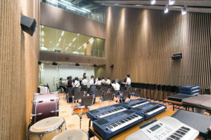 帝京大学小学校　音楽ホール