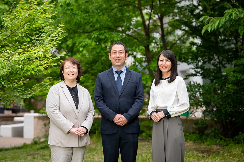 (左)丸山美穂先生 (中)小野一泰先生 (右)松崎奈穗先生